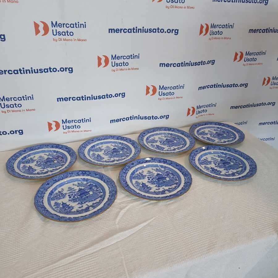 Gruppo di 7 Piatti Spode