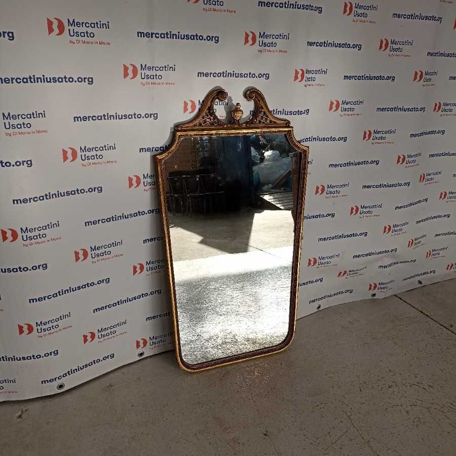 Specchio Dorato in stile prima metà 900