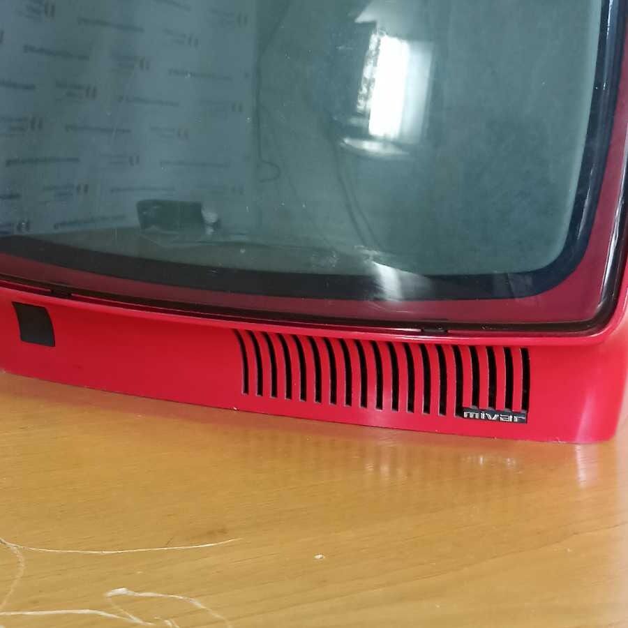 TV Portatile Mivar 12' T57 Rosso - immagine 3