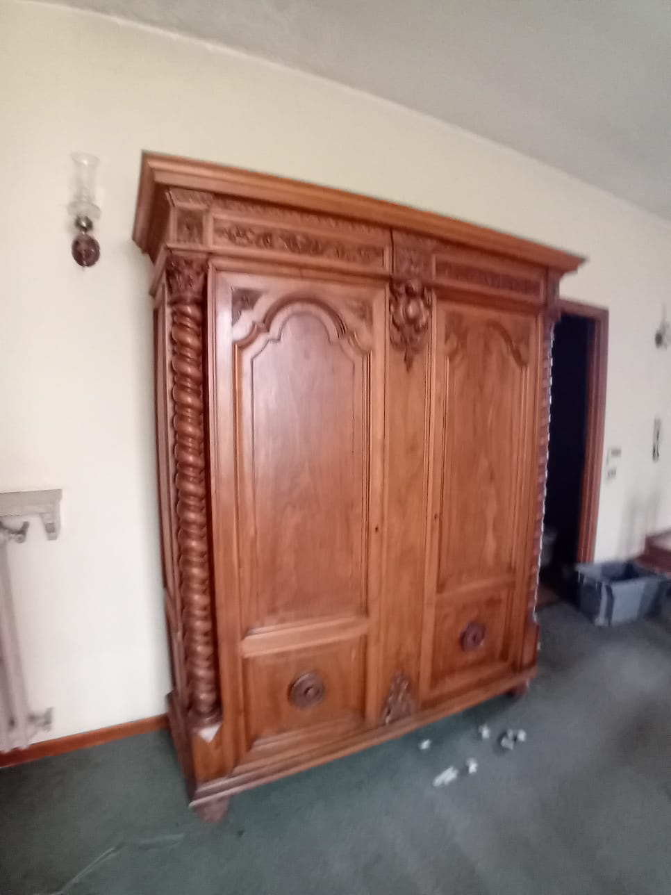 Armadio Neorinascimento primi 900