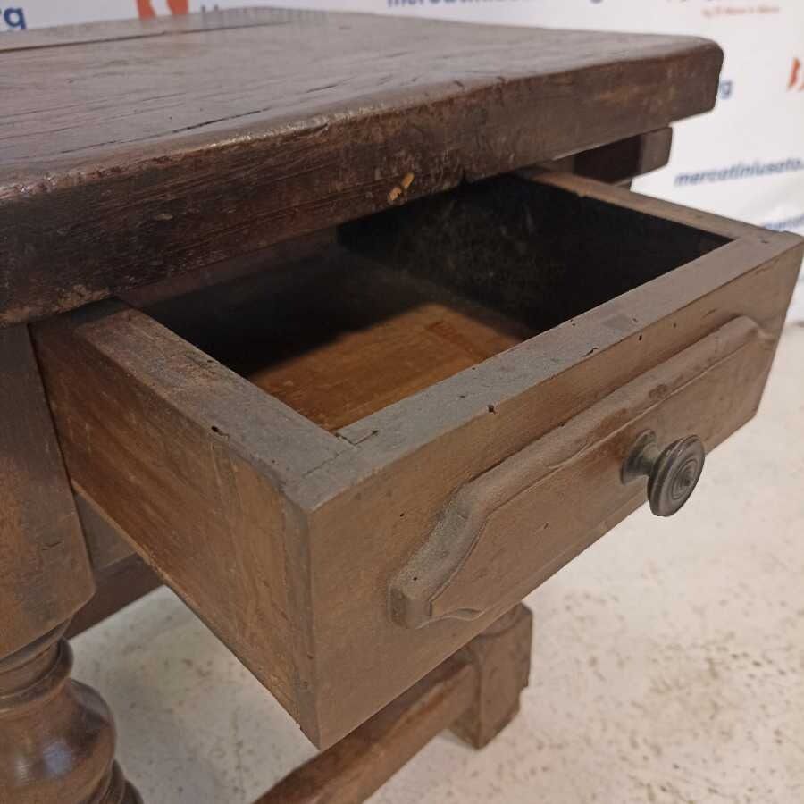 Tavolino in Noce massello - immagine 4