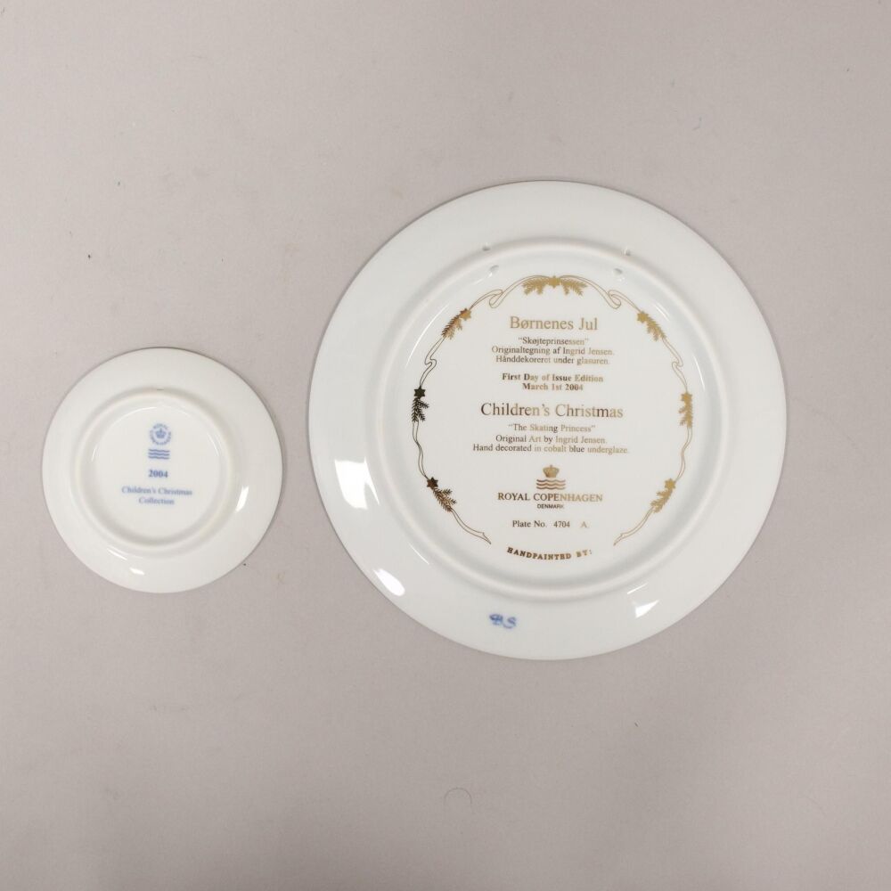 Royal Copenhagen Piatto di Natale Bambini 2004 - immagine 3