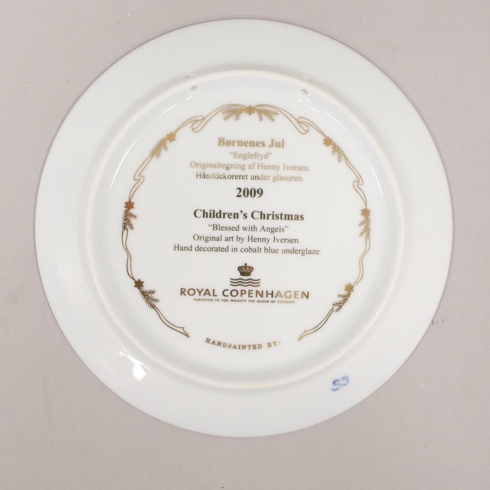 Royal Copenhagen Piatto di Natale Bambini 2009 - immagine 3