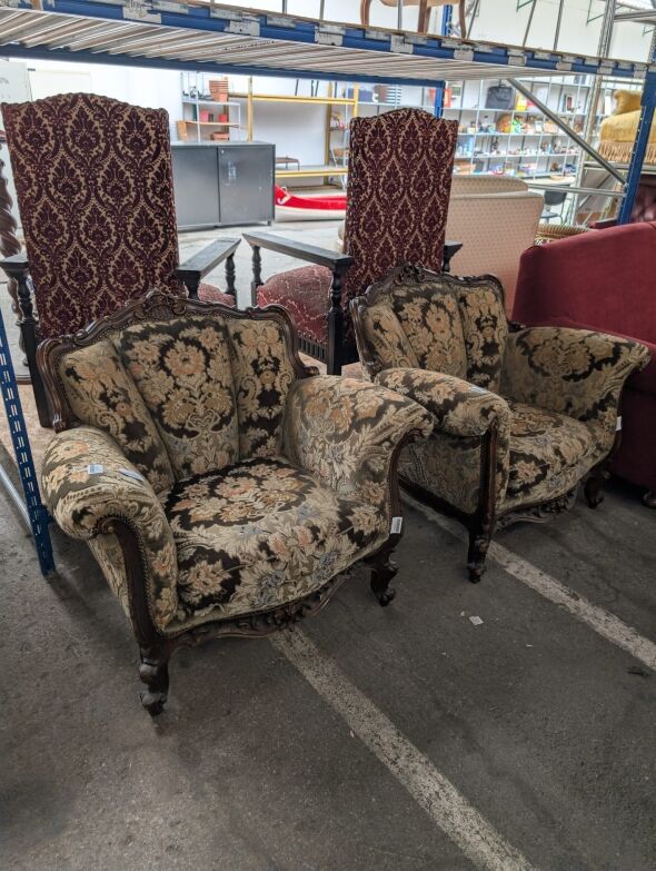 Coppia di Poltrone in stile Barocco