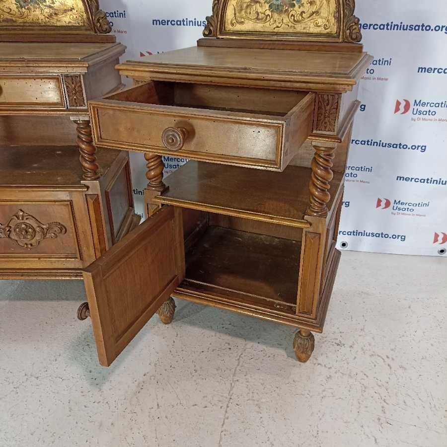 Coppia di Comodini intagliati e decorati - immagine 6