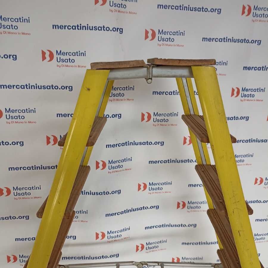 Scala trabattello con ruote in ferro - immagine 4