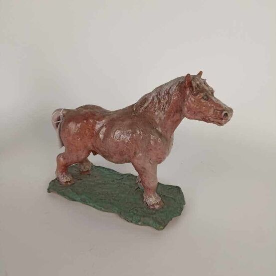 Cavallo in terracotta firmato Sergio Croci Oggettistica